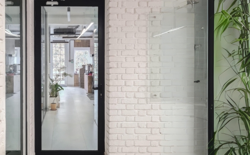 Aluminum Casement Door