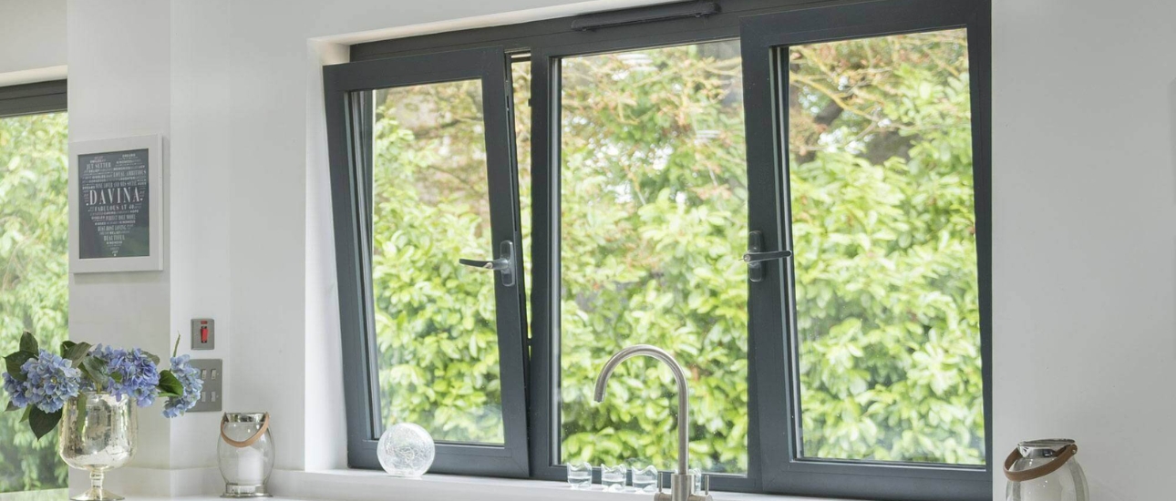 Tilt and Turn Window Main Image